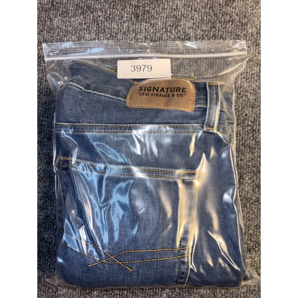 Levi's Jeans Men 34x32 Blue Denim Faded‎ Double Stitch Regular Fit Tapered Leg